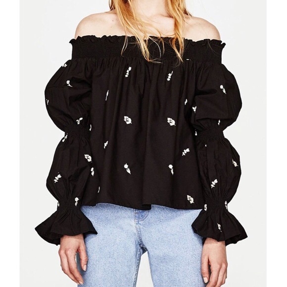 Zara Tops - Zara off shoulder black gathered floral cotton XL